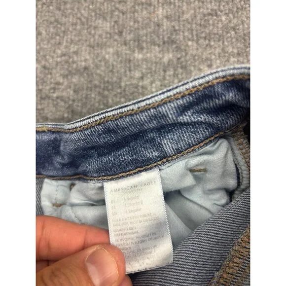 376 American Eagle Tomgirl Jeans Women's 4 Destroyed Blue Denim Button Fly Mid - Picture 10 of 10
